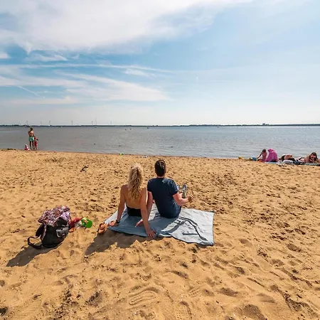 4 5 Km From The Seaside Town Of Rockanje Hellevoetsluis