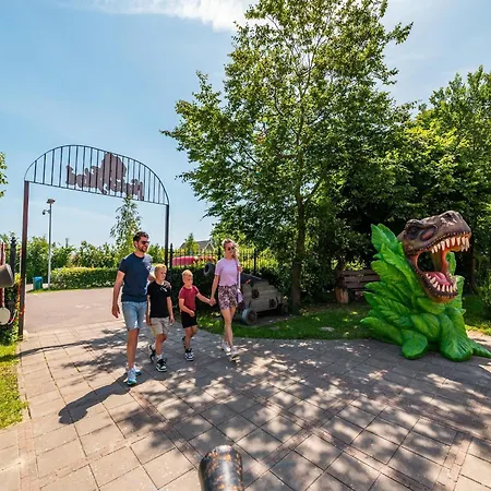 4 5 Km From The Seaside Town Of Rockanje * Hellevoetsluis